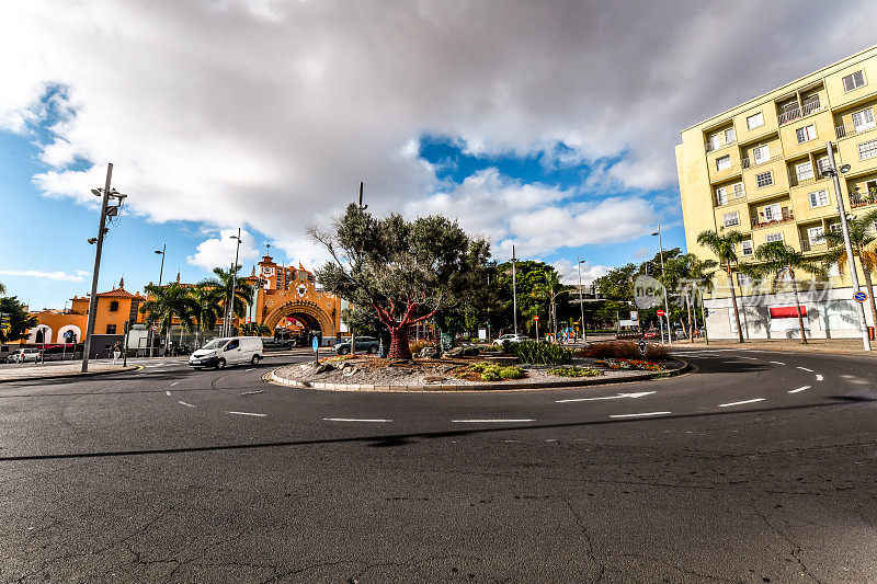 Roundabout In Front Of Mercado de Nuestra Señora de Africa in Santa Cruz de Tenerife, Spain